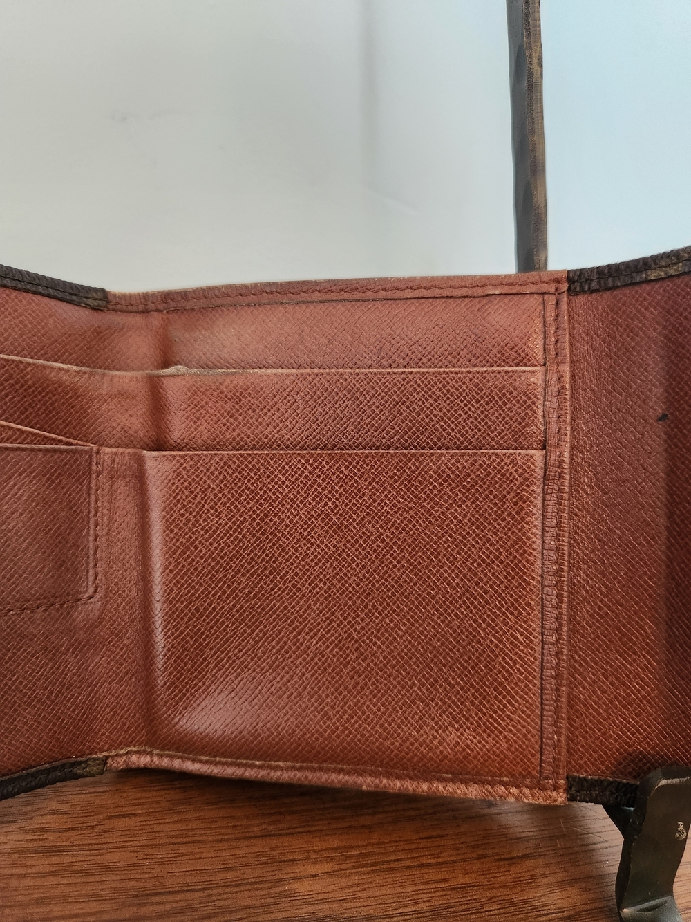 Louis Vuitton Vintage Elise Monogram Compact Wallet - Picture 8 of 15